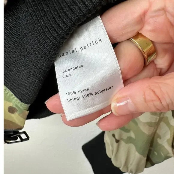 Daniel Patrick Olive Camo Front Split Zip Satin Long Sleeve Bomber Jacket M - Picture 10 of 13